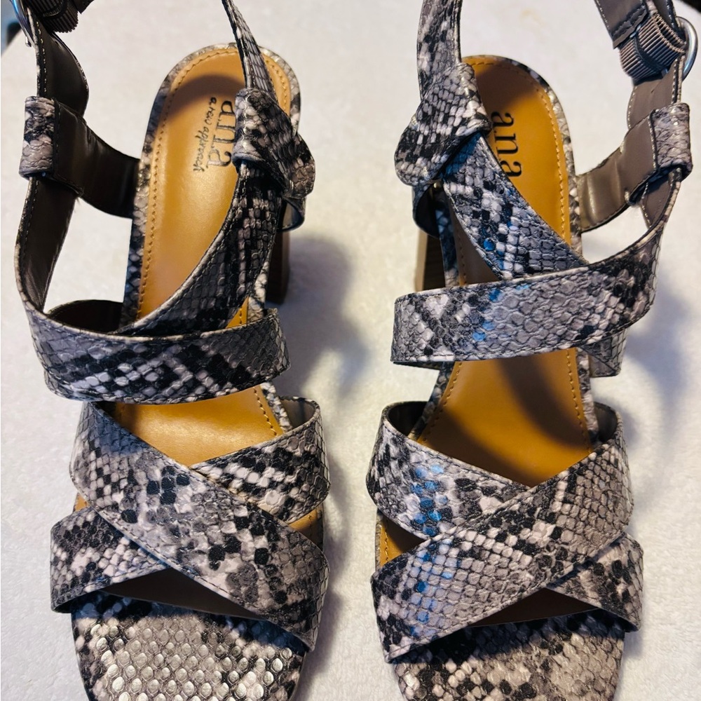 Brand New Heels By ANA - Size 8 - Heel Height 4 Inches - Box 79 - Picture 3 of 8